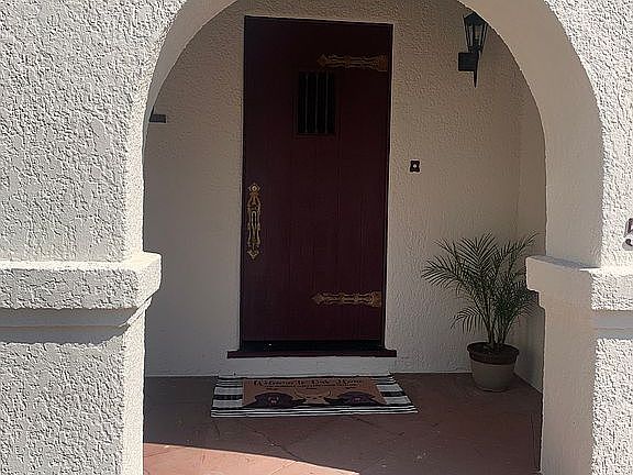 5th image of 5586 Lewis Ave