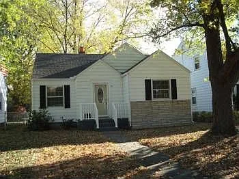 2114 Parkview Pl photo 1