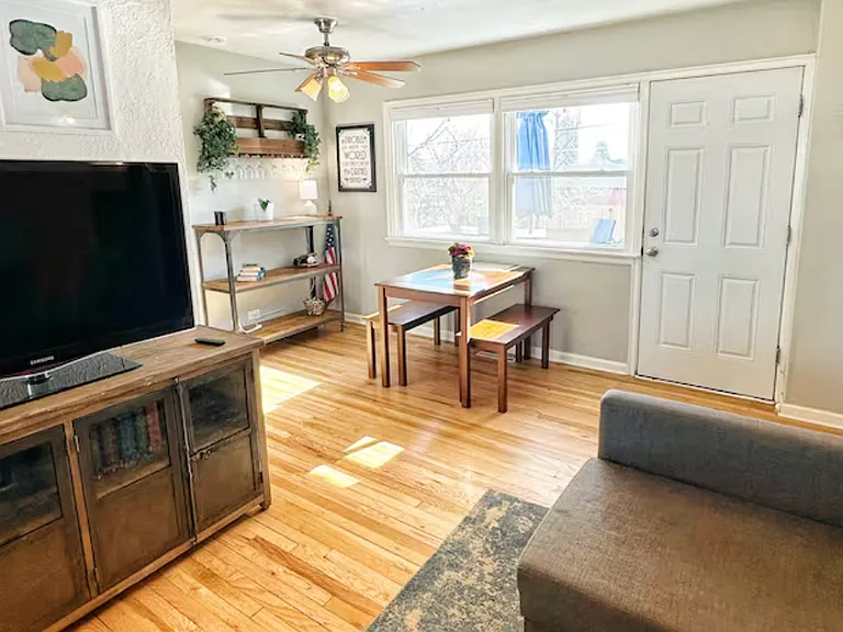 470 S Canosa Ct — Photo 2
