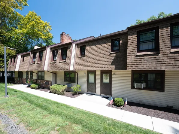 116 Homestead Lane #116, Brookfield, CT 06804