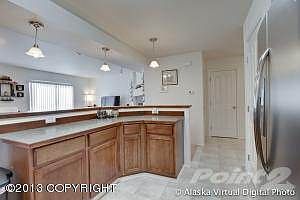 Kitchen island w/ Raised breakfast bar