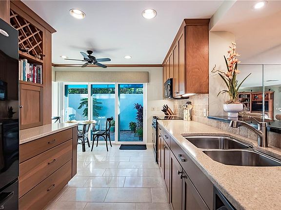 5th image of 205 Park Shore DR #4-415