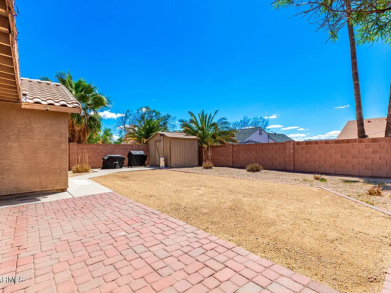 8375 W Dahlia Dr — Photo 18