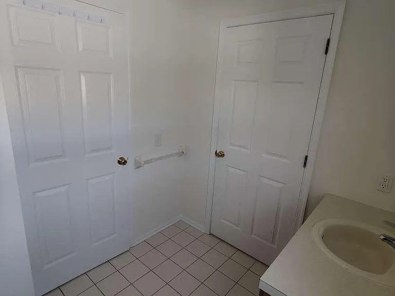 468 Great Beds Ct — Photo 6