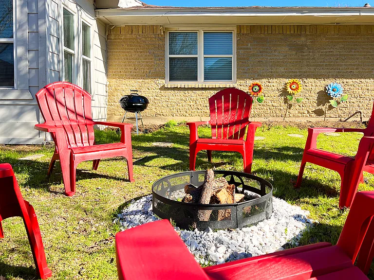 9241 Markanne Dr — Photo 49