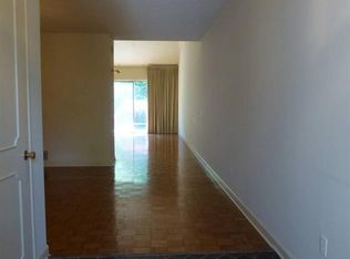 240 Baronne Pl, Memphis, TN 38117