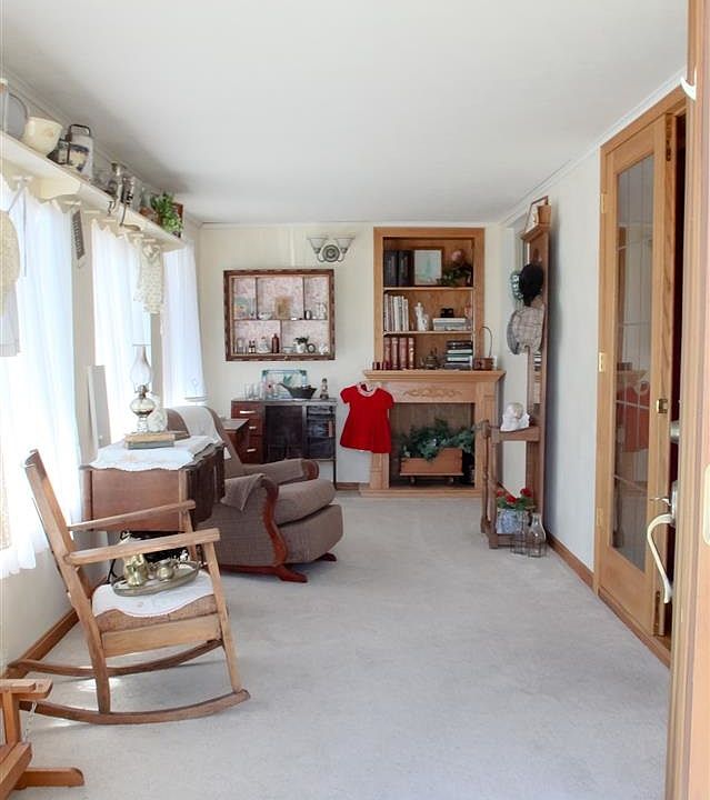 1st image of 2200 Crestview Ct