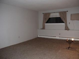 17 Erick Rd APT 3, Mansfield, MA 02048