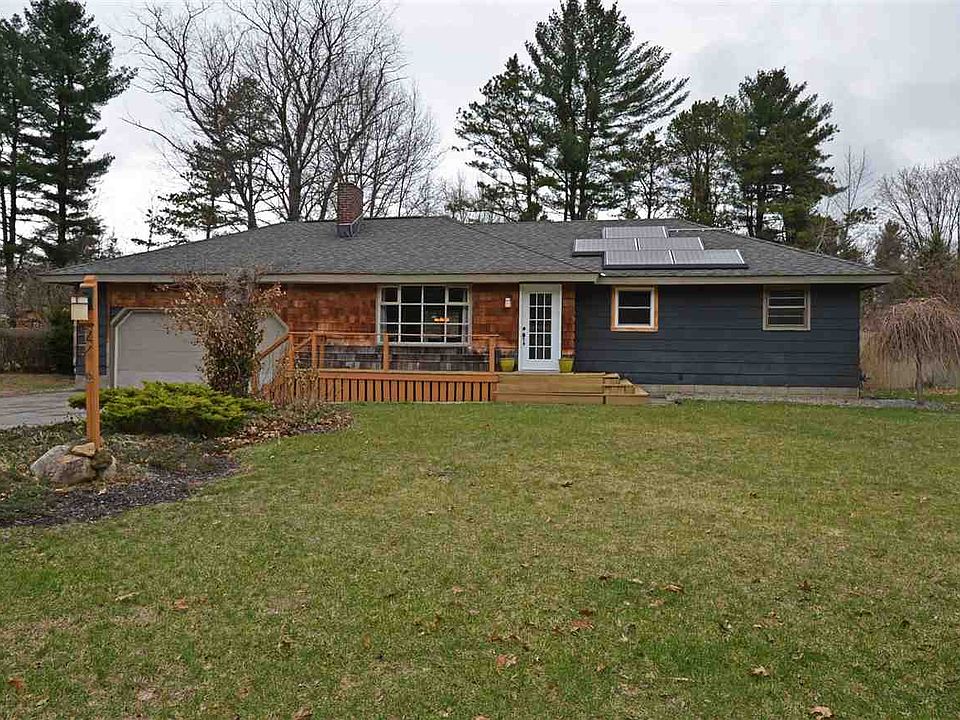 1st image of 22 Florence Dr