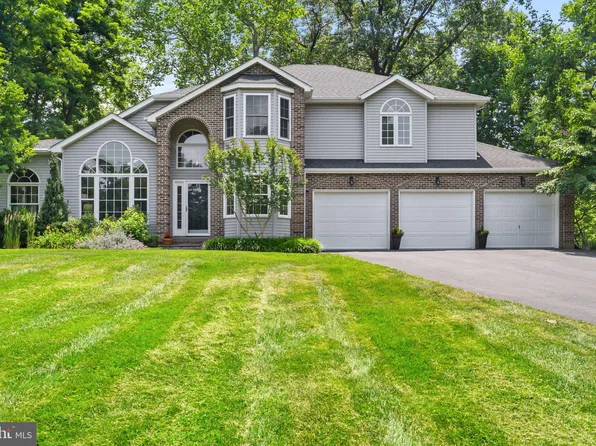 225 Cotton Ridge Rd, Winchester, VA 22603