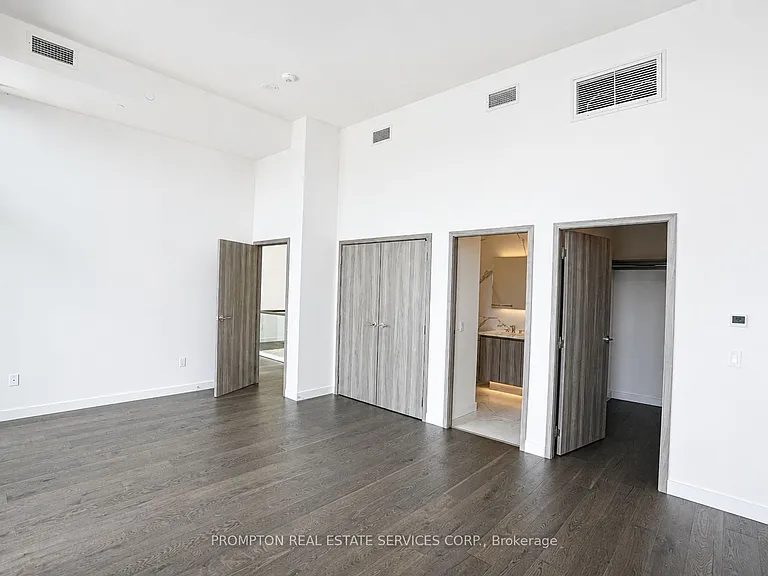 3 Concord Cityplace Way #Penthouse 8105 — Photo 34