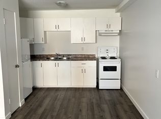 727 5th Ave N #1, Saskatoon, SK S7K2R6