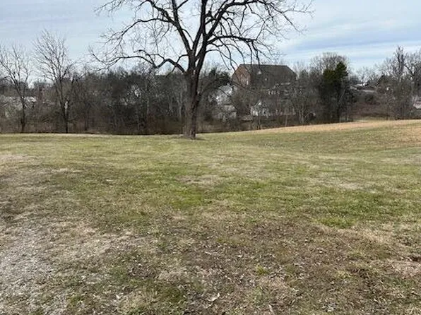 222 E College Ave, Friendsville, TN 37737