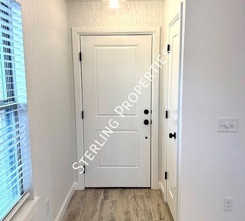 4th image of 3229 Piney River Dr