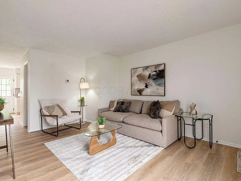 7406 Cimmaron Sta — Photo 5