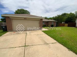 653 Lemon Dr, Arlington, TX 76018