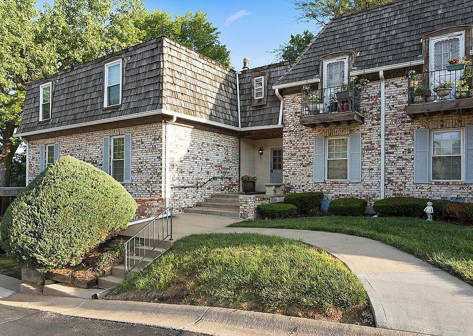 1st image of 5718 Metcalf Ct
