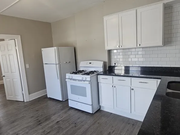 80 Serrel Sweet Rd Floor 2, Johnston, RI 02919