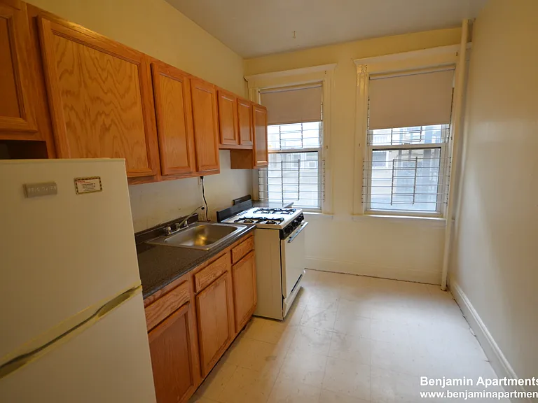 1634 Commonwealth Ave #35 — Photo 13