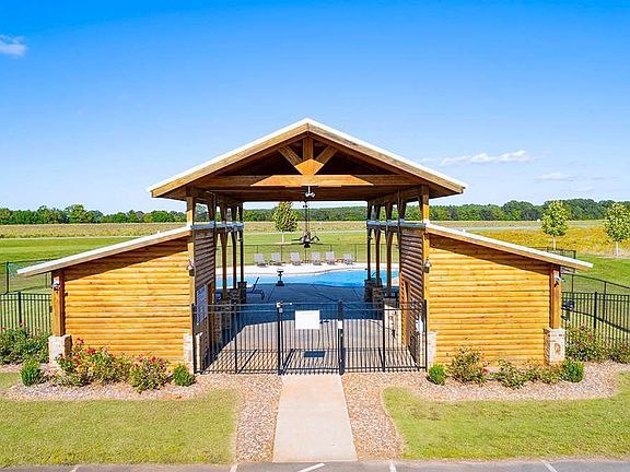 3rd image of 100 Planters Row