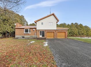 1864 Manotick Station Rd, Ottawa, ON K4P1K5