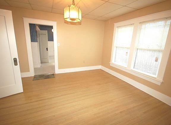 4th image of 2981 S 7th St