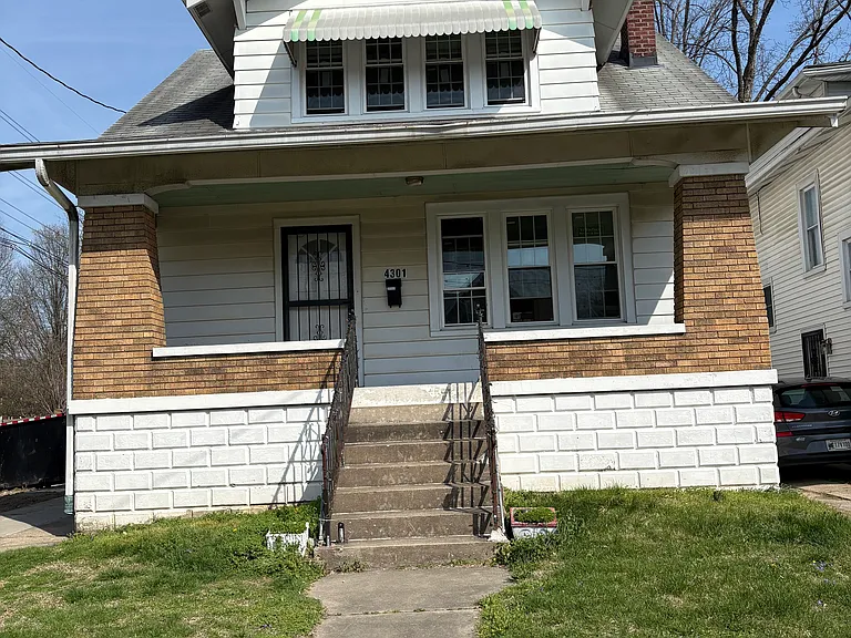 4301 S 3rd St — Photo 1