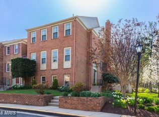 5832 Edson Ln, Rockville, MD 20852
