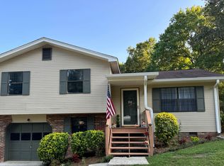 350 Diamond Dr, Chickamauga, GA 30707