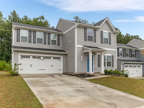 2085 Evanston Dr, Wellford, SC 29384