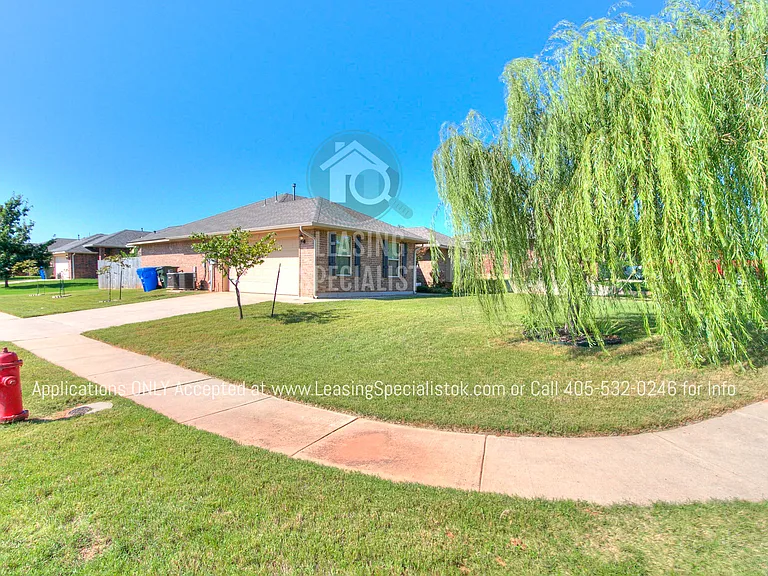 200 Tecumseh Meadows Dr — Photo 7