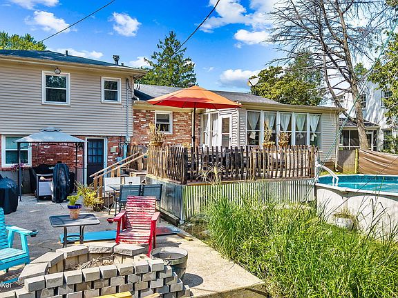 5th image of 9316 Tiverton Way