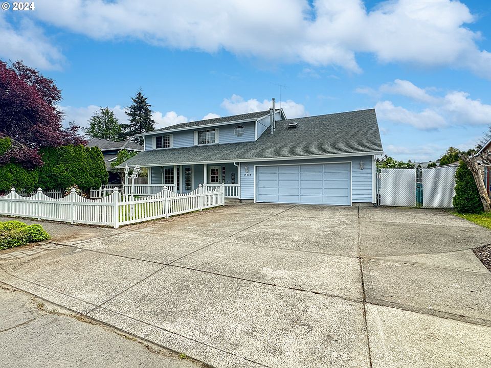 1st image of 15405 SE Sunpark Dr