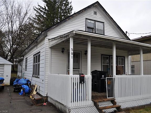 5th image of 391 Lawrence Ave