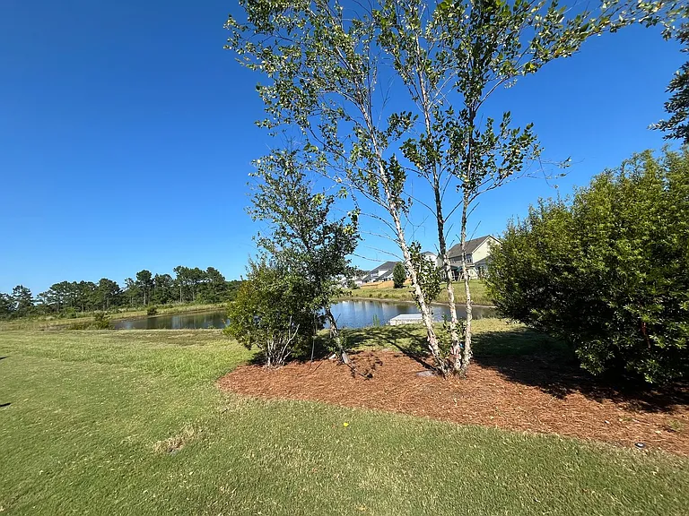 7404 Springwater Dr — Photo 3