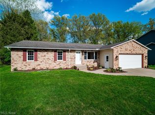 5719 Whispering Pines Pl, Lorain, OH 44053