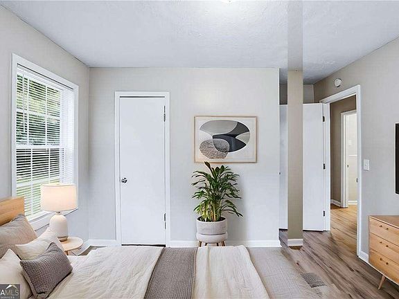 5th image of 2797 Revere Dr NW