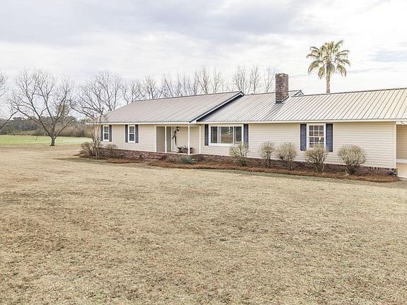 2nd image of 1920 Harvey Rd