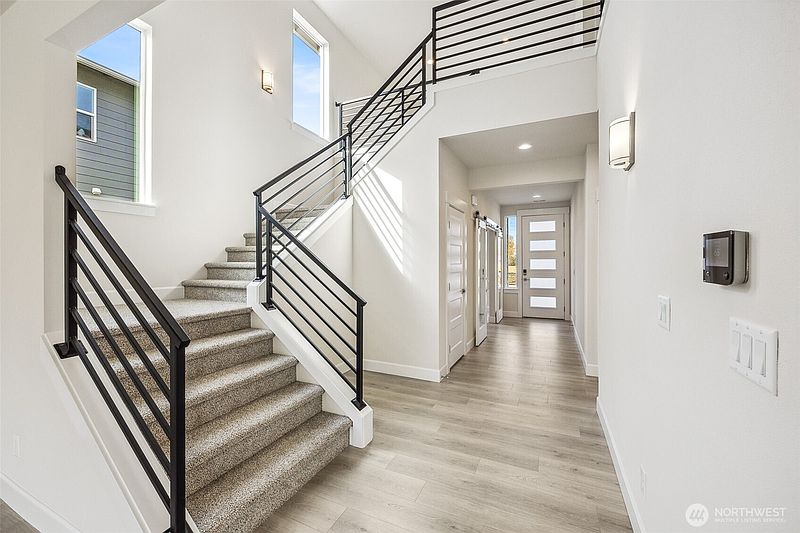 5th image of 5834 229th Avenue E #272
