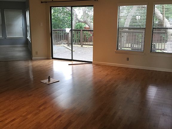 5th image of 9946 Stonefield Pl