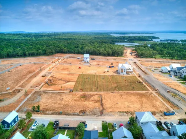 34 Hill St #2, Eufaula, OK 74432