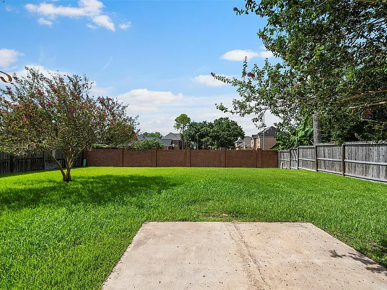 4922 Moss Run Dr — Photo 16