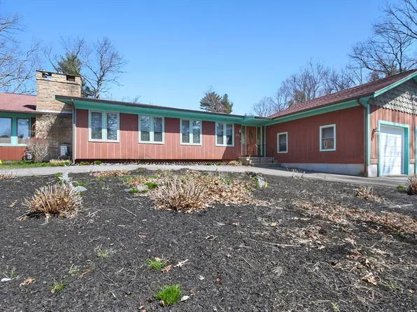 210 Plain Dr, Stoughton, MA 02072