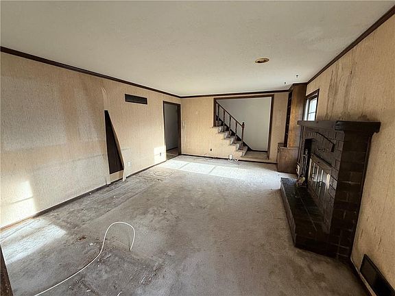 3rd image of 7026 Lakeshore Dr