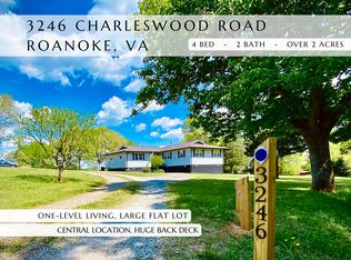 3246 Charleswood Rd, Roanoke, VA 24014