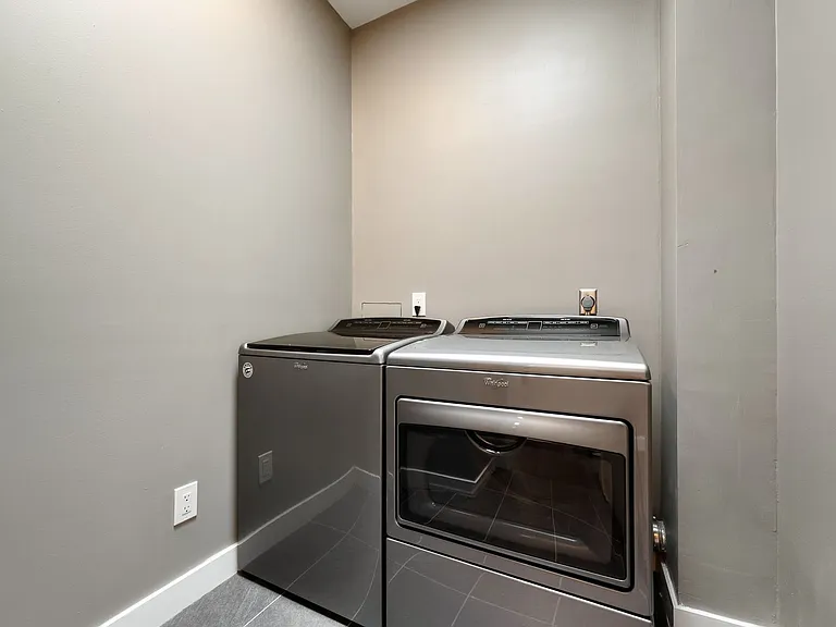 5 Wellesley Pl — Photo 14