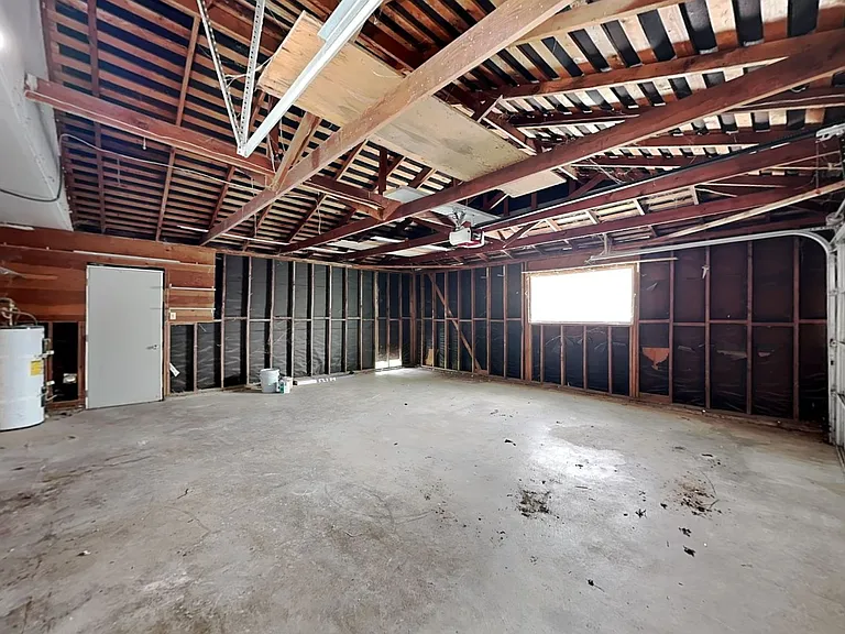 6830 Harmon Dr — Photo 26