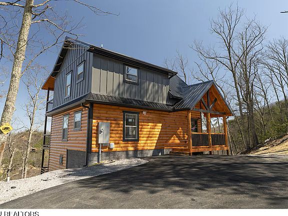 2nd image of 1974 Timber Ridge Way
