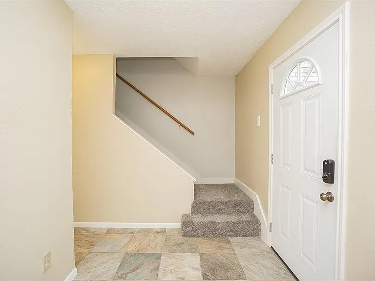 5639 Windsong Trl — Photo 12
