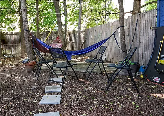 Rented by Brooklyn Group | media 8